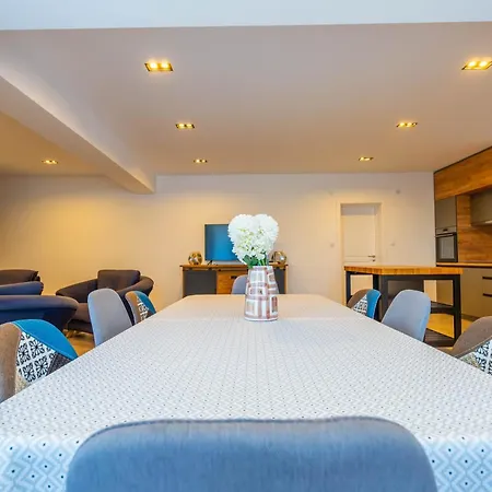 Geranium Holliday Vilă *