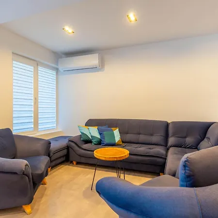 Geranium Holliday וילה Obrochishte