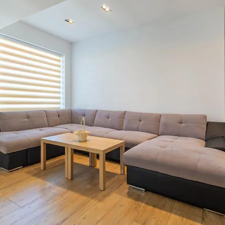 Geranium Holliday וילה Obrochishte