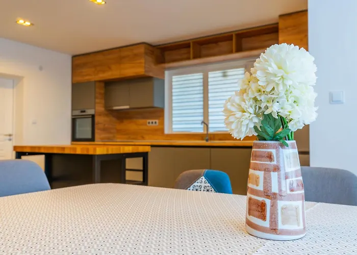 Villa Geranium Holliday