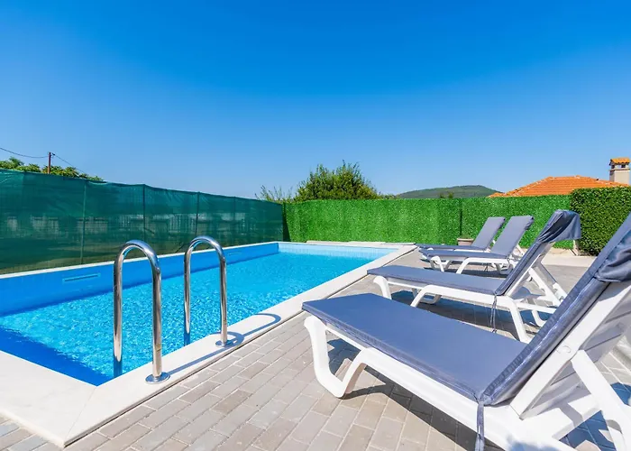 Villa Geranium Holliday