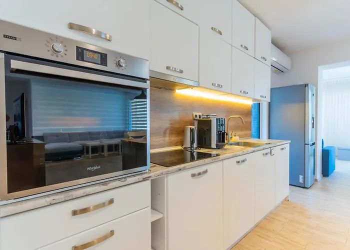 Geranium Holliday Villa