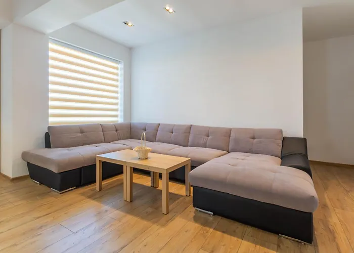 Geranium Holliday Villa Obrochishte