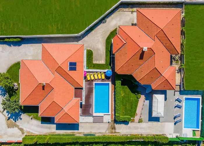 Geranium Holliday Villa *